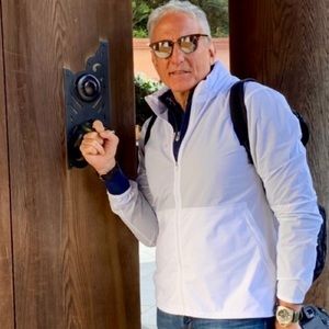 Meet your Posher, Steven